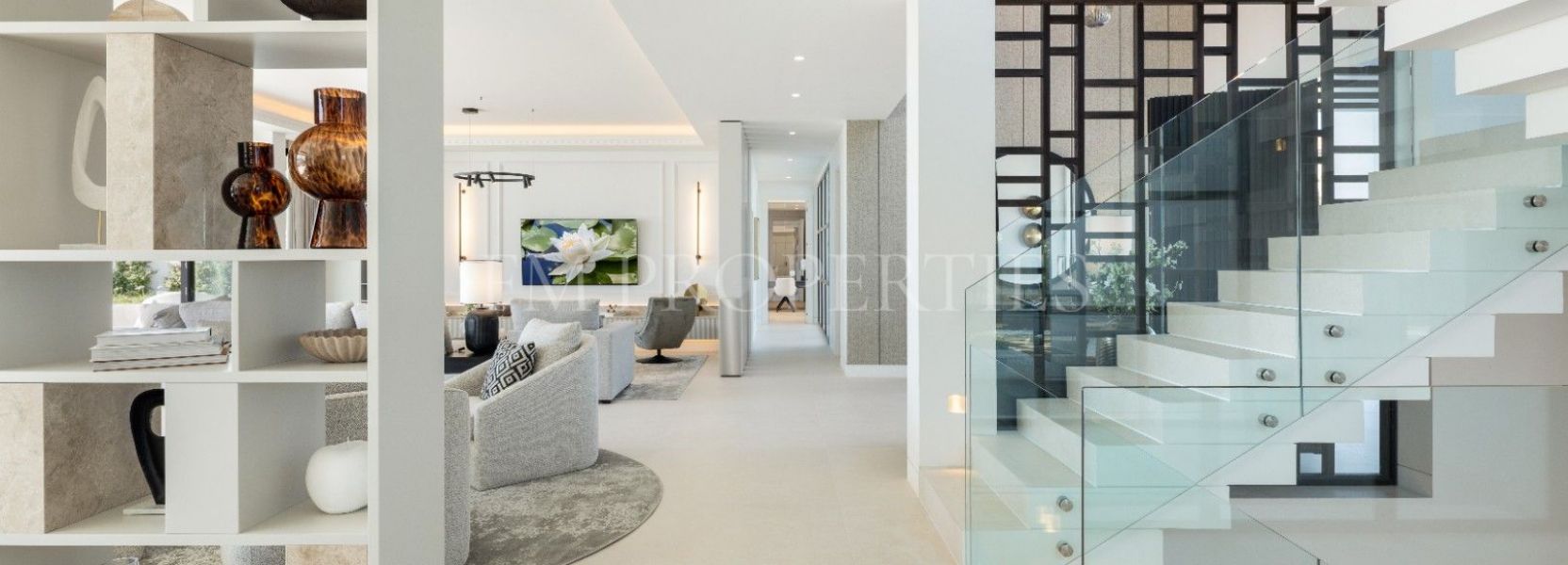 Villa  in Monte Halcones, Benahavis