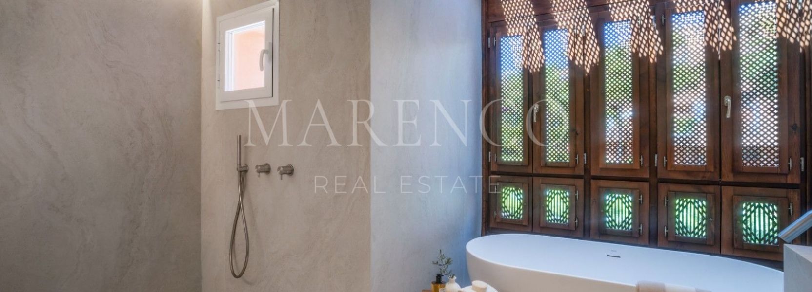 Zweistöckiges Penthouse  in Nueva Andalucia, Marbella