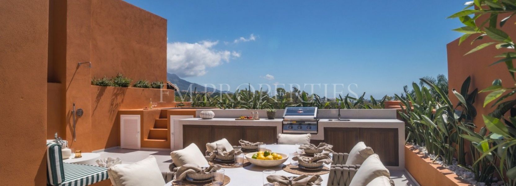 Atico Duplex  en Nueva Andalucia, Marbella