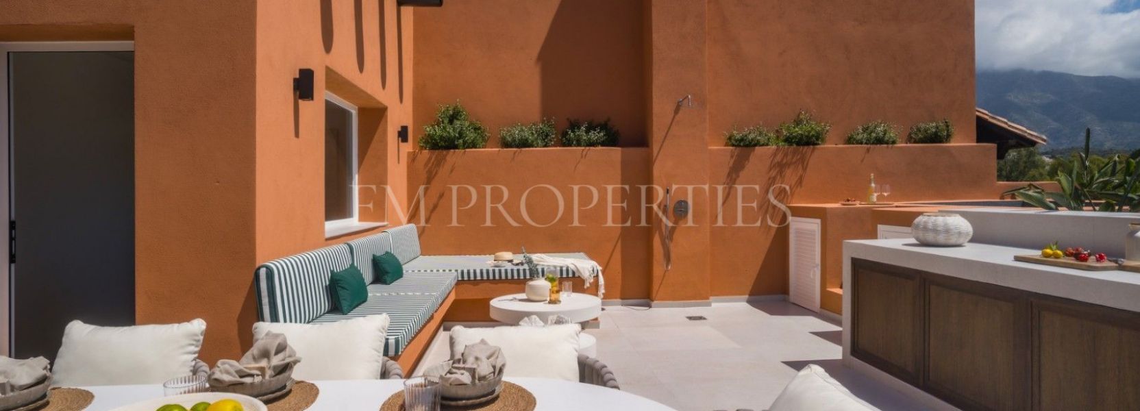 Atico Duplex  en Nueva Andalucia, Marbella