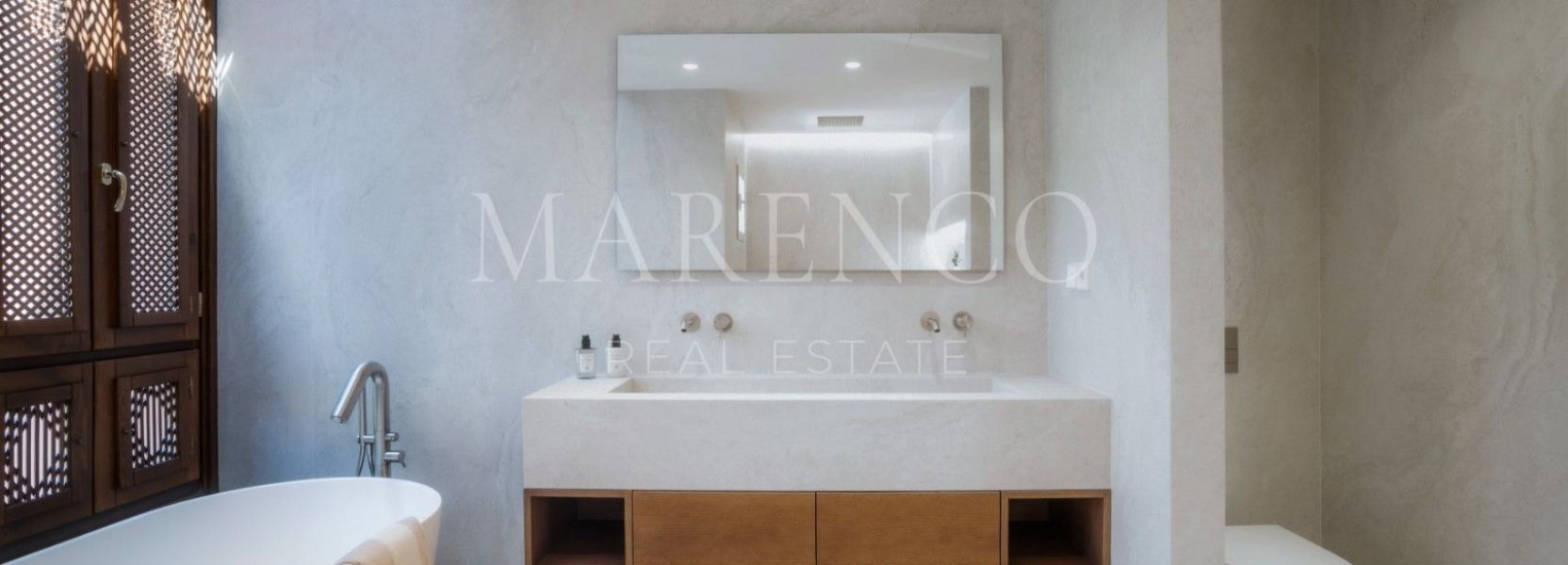 Zweistöckiges Penthouse  in Nueva Andalucia, Marbella