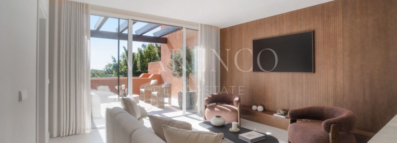 Zweistöckiges Penthouse  in Nueva Andalucia, Marbella