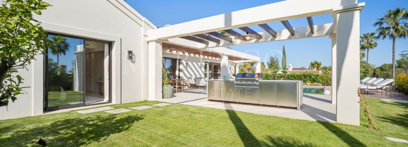 Villa  in Nueva Andalucia, Marbella