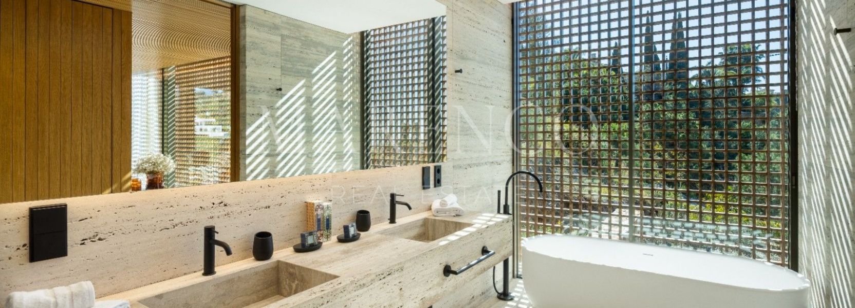 Villa  en El Madroñal, Benahavis