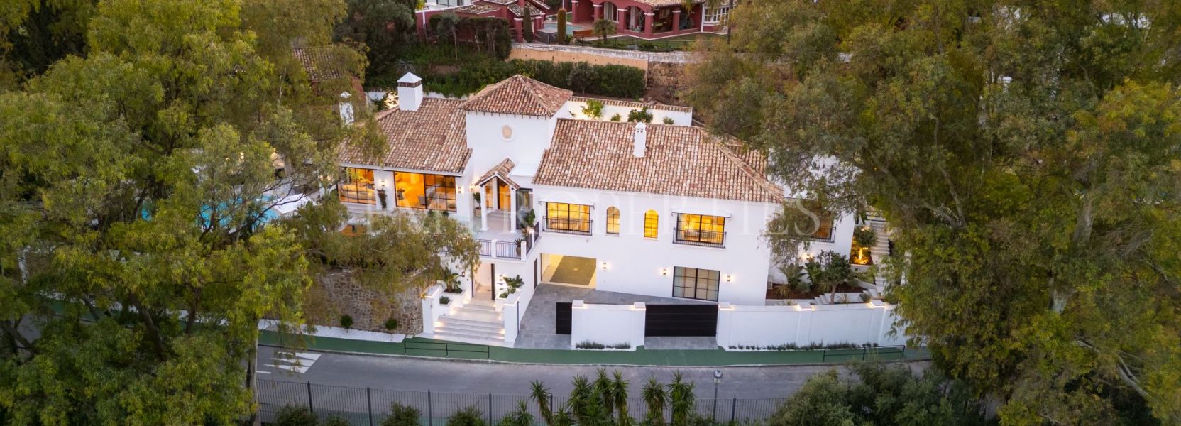 Villa  in El Herrojo, Benahavis