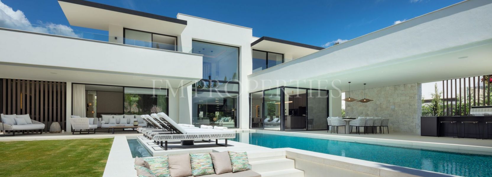 Villa  à Las Brisas, Nueva Andalucia, Marbella