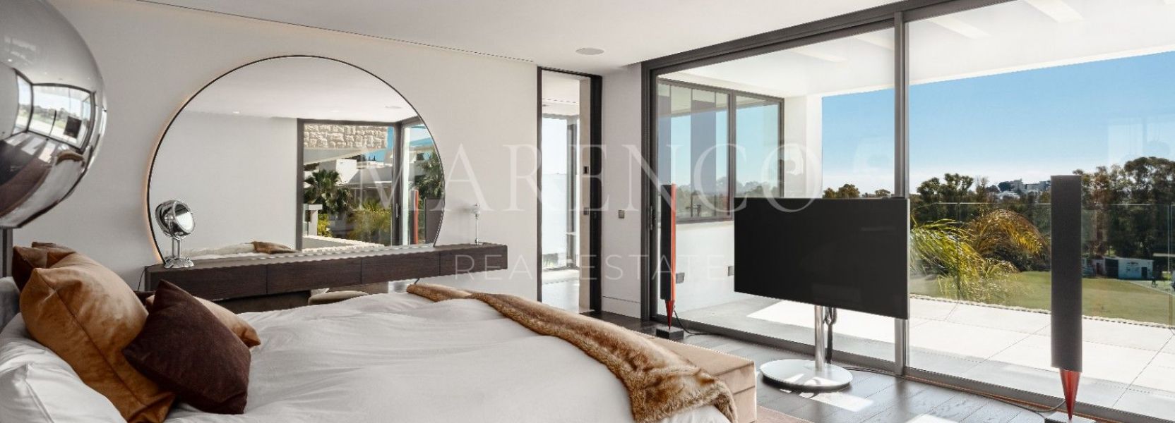 Villa  in La Alqueria, Benahavis