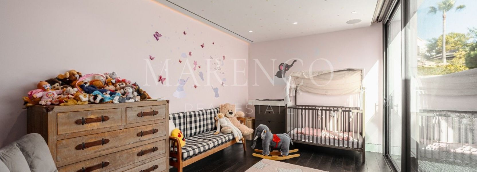 Villa  in La Alqueria, Benahavis