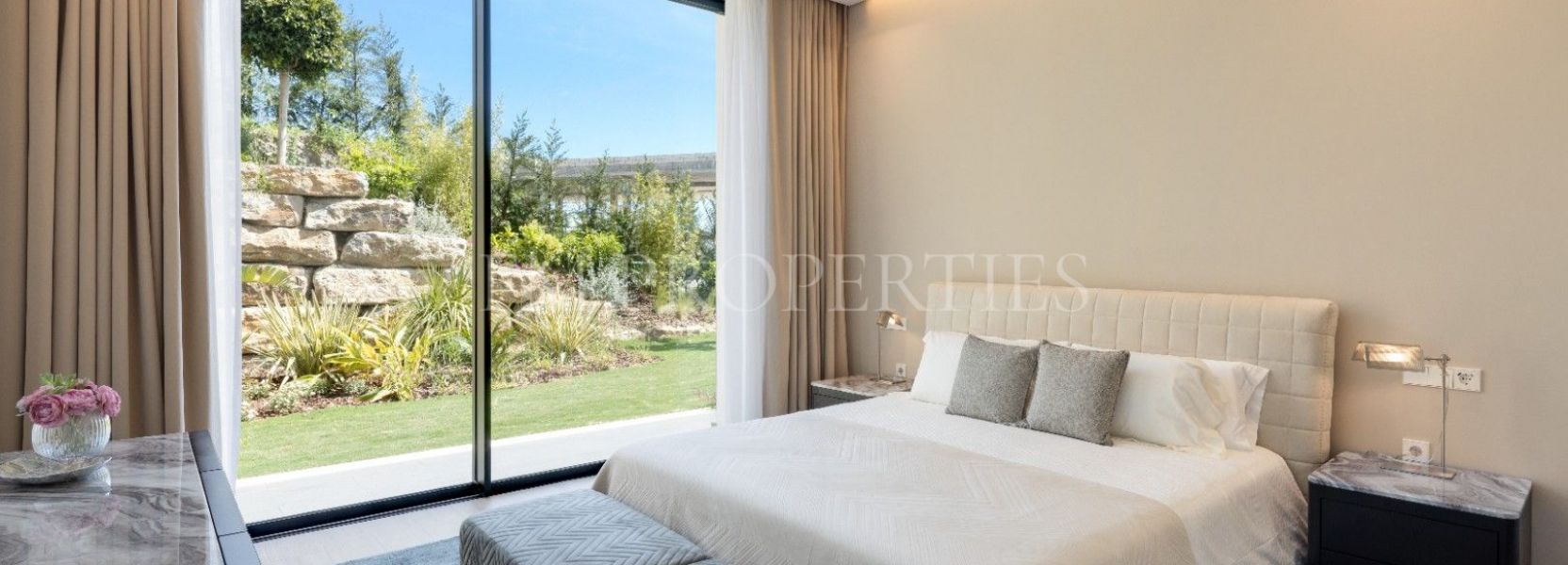 Villa  in Los Flamingos, Benahavis