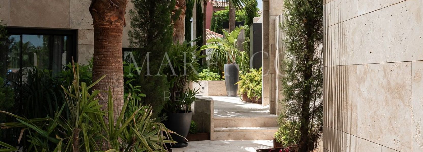 Apartment  in La Quinta, Benahavis