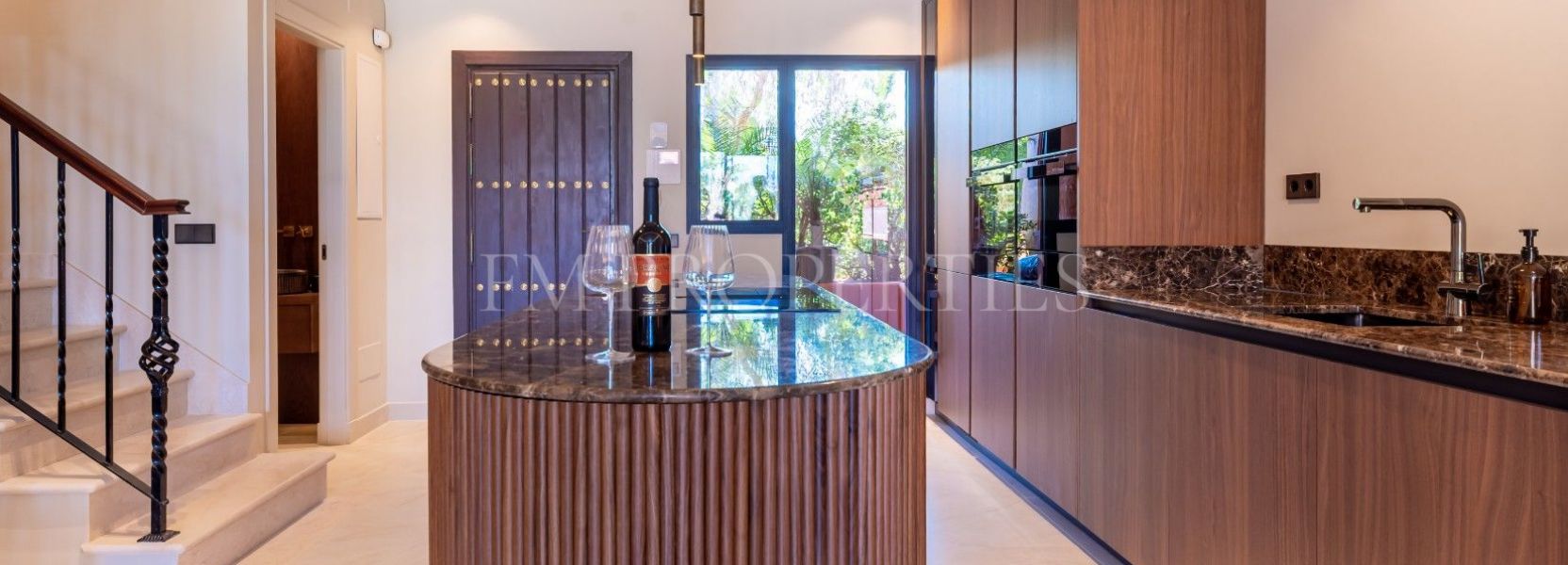 Geschakeld huis  in Altos de Puente Romano, Marbella Golden Mile, Marbella