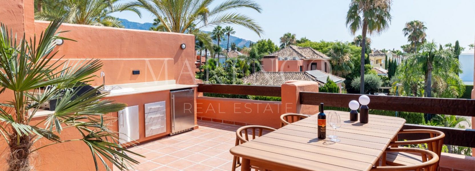 Adosado  en Altos de Puente Romano, Marbella Golden Mile, Marbella