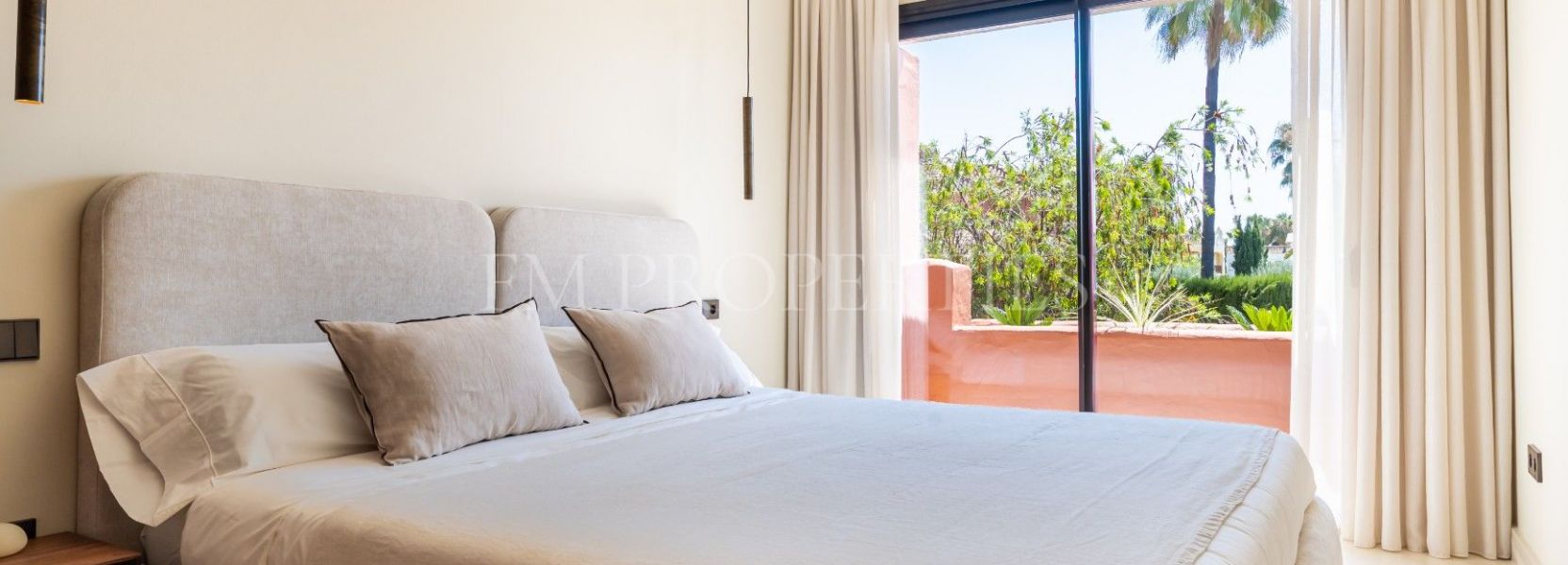 Geschakeld huis  in Altos de Puente Romano, Marbella Golden Mile, Marbella