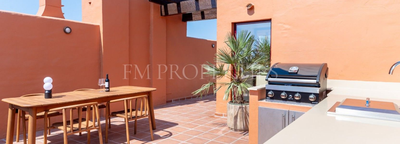 Geschakeld huis  in Altos de Puente Romano, Marbella Golden Mile, Marbella