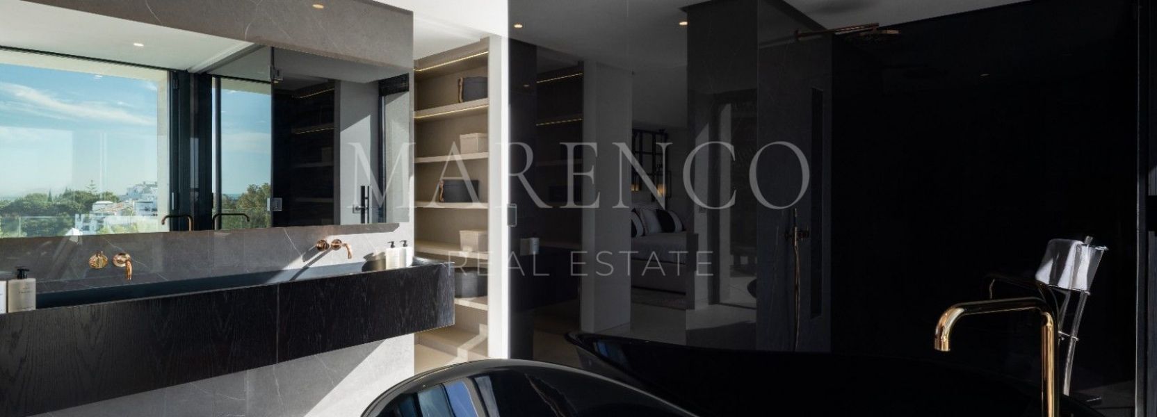 Villa  en El Herrojo, Benahavis