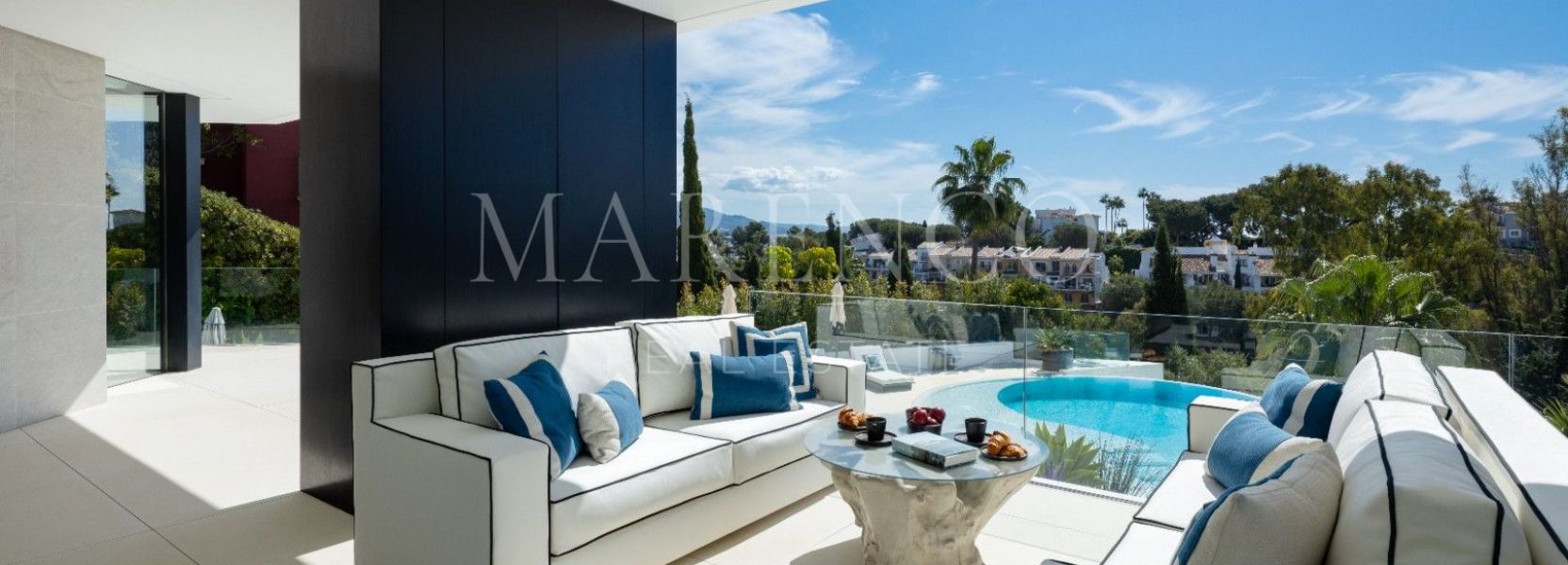 Villa  en El Herrojo, Benahavis