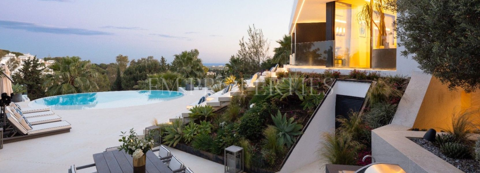 Villa  in El Herrojo, Benahavis