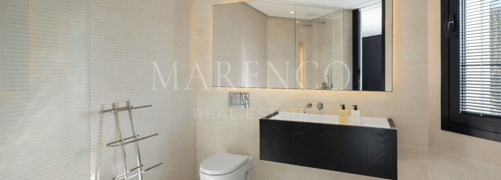 Villa  en El Herrojo, Benahavis