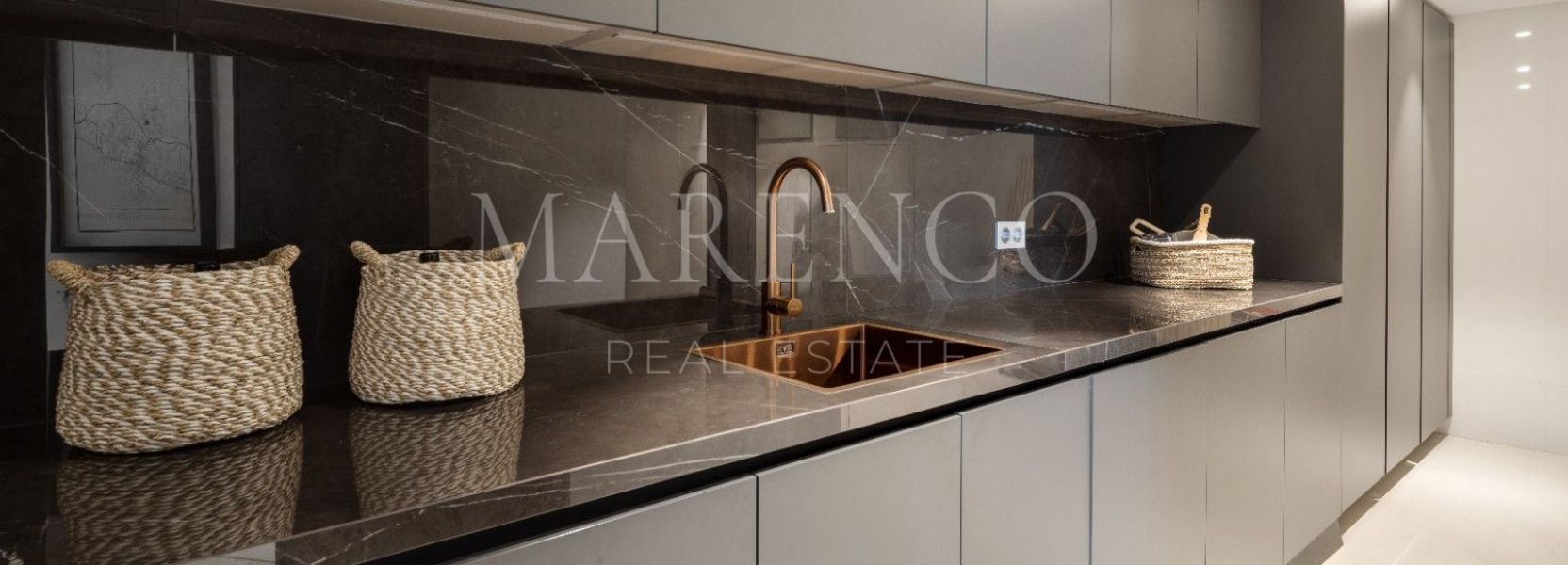 Villa  en El Herrojo, Benahavis