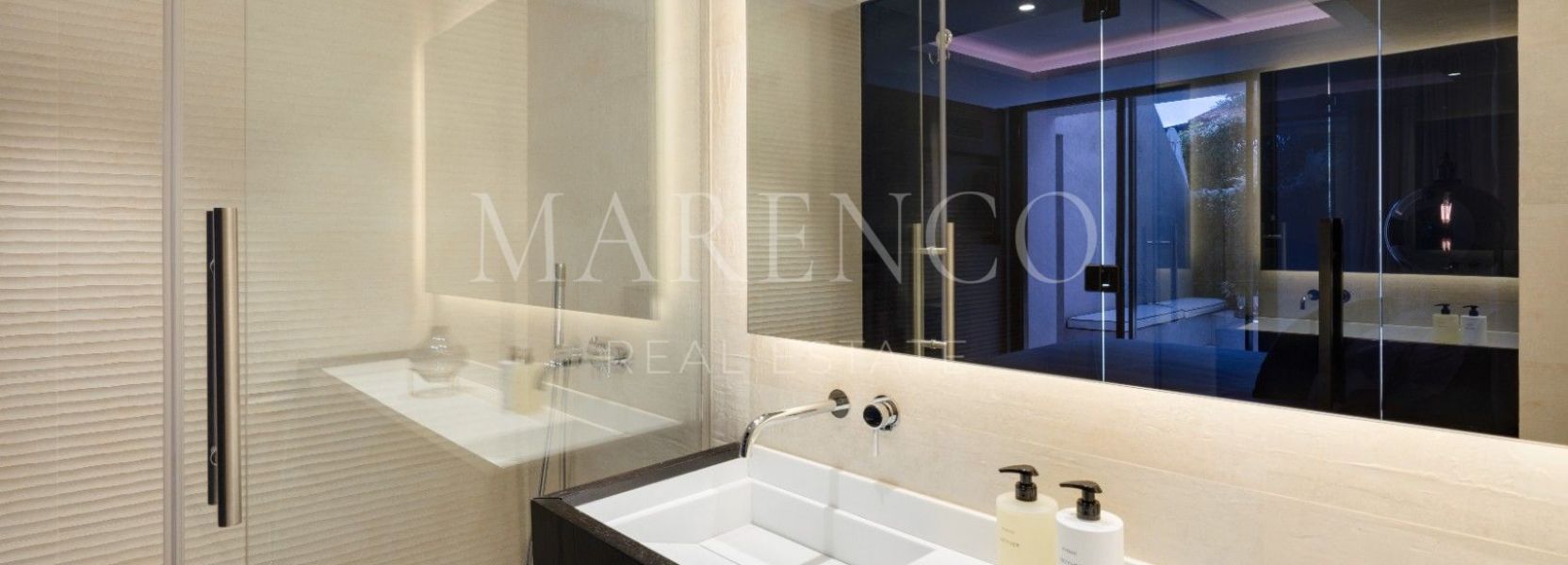 Villa  en El Herrojo, Benahavis