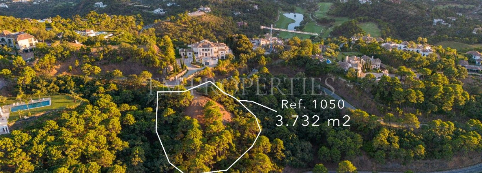 Plot  in La Zagaleta, Benahavis