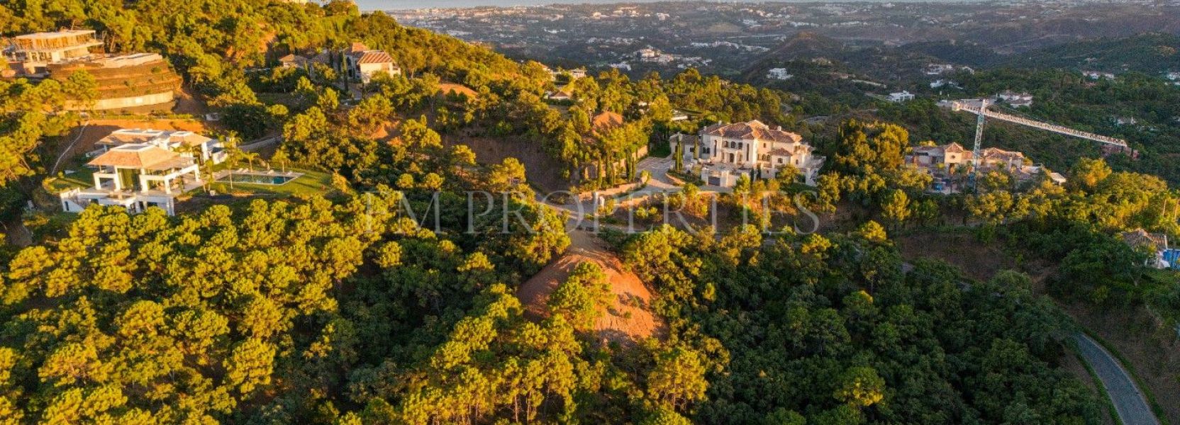 Plot  in La Zagaleta, Benahavis