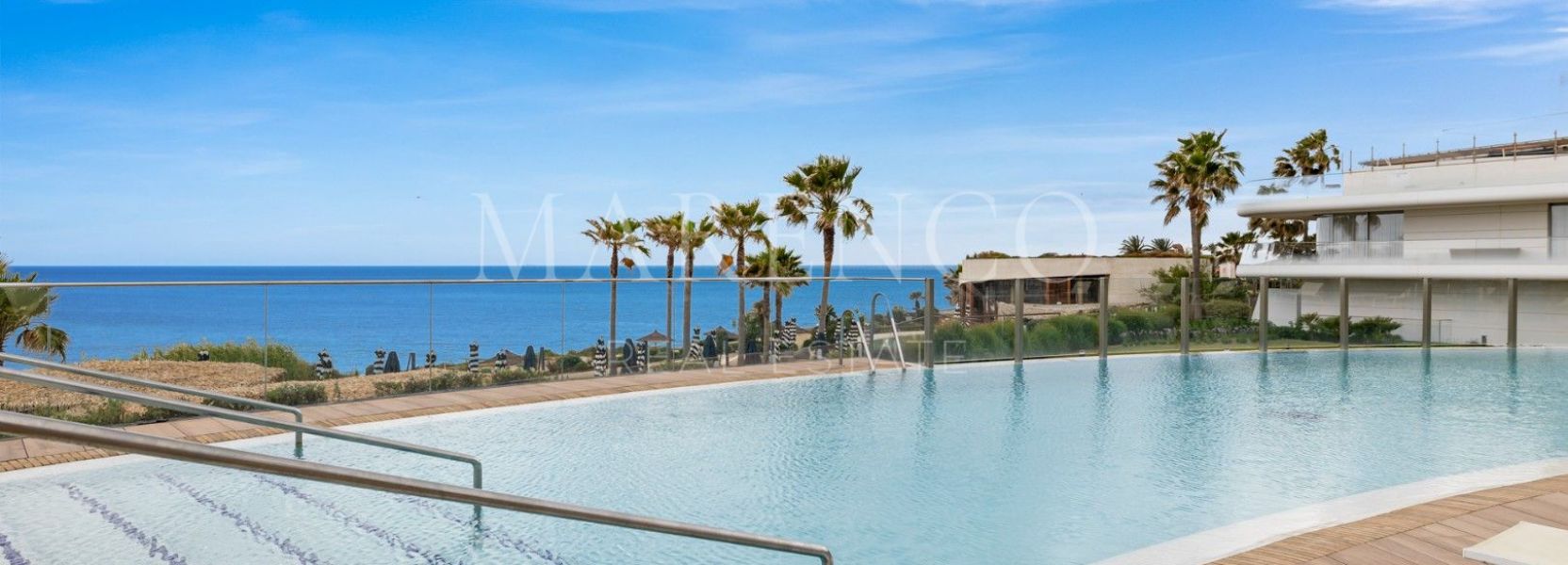 Apartamento  en Estepona