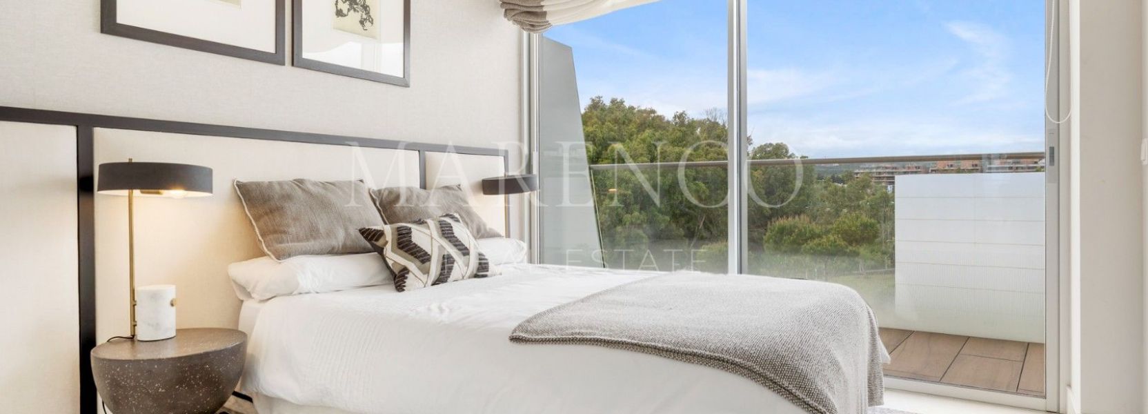 Apartamento  en Estepona