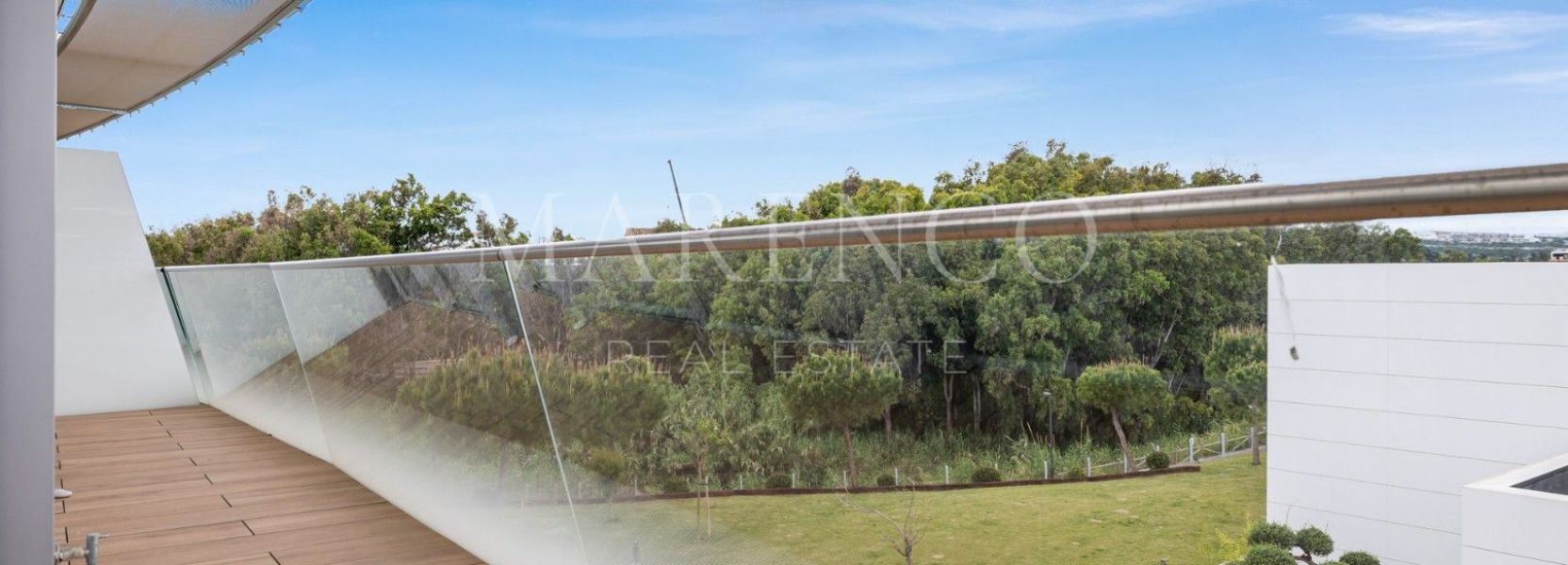 Apartamento  en Estepona