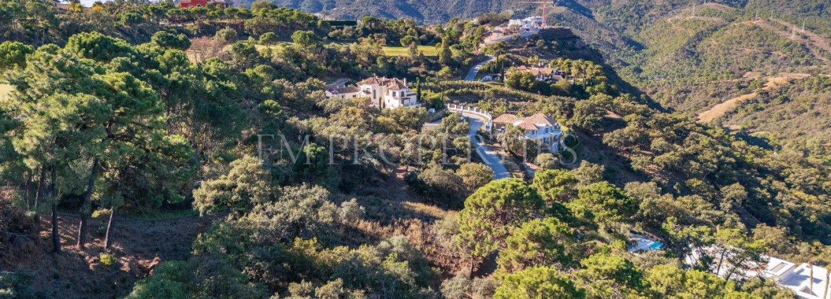 Plot  in La Zagaleta, Benahavis