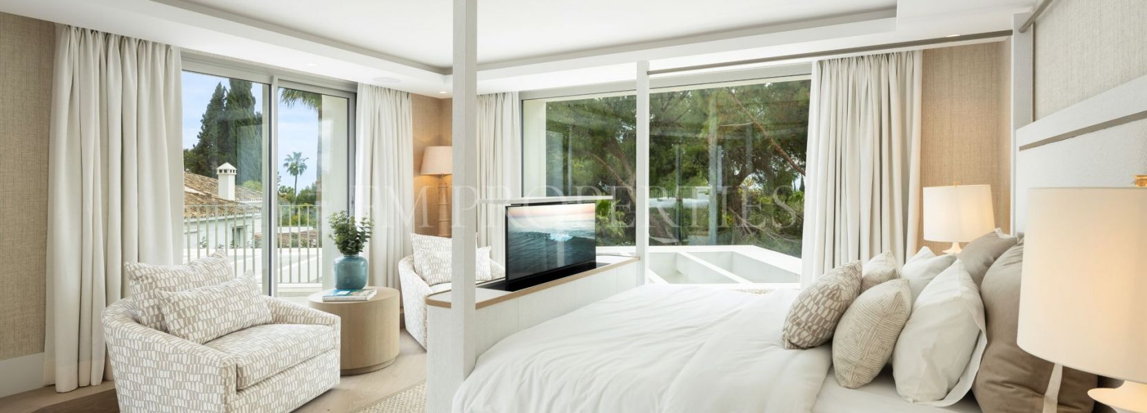 Villa  in Rocio de Nagüeles, Marbella Golden Mile, Marbella