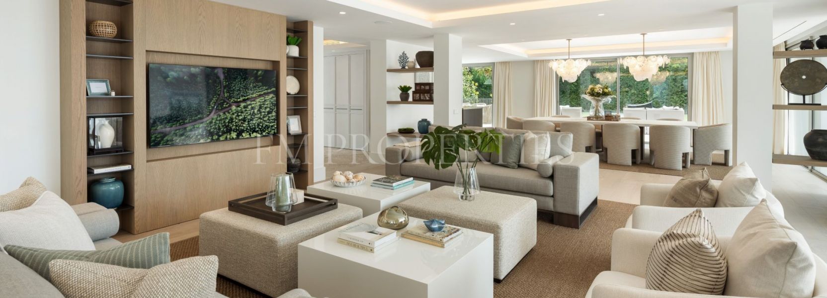 Villa  in Rocio de Nagüeles, Marbella Golden Mile, Marbella