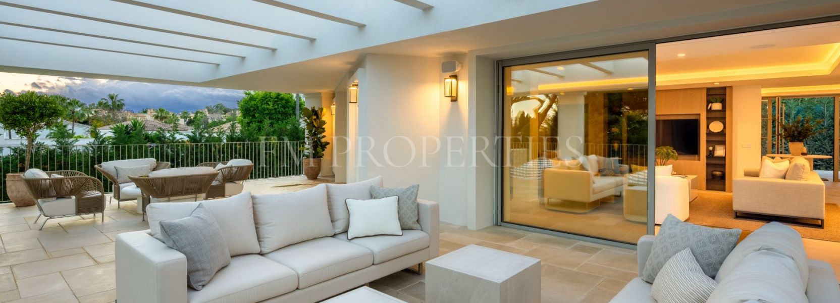 Villa  in Rocio de Nagüeles, Marbella Golden Mile, Marbella
