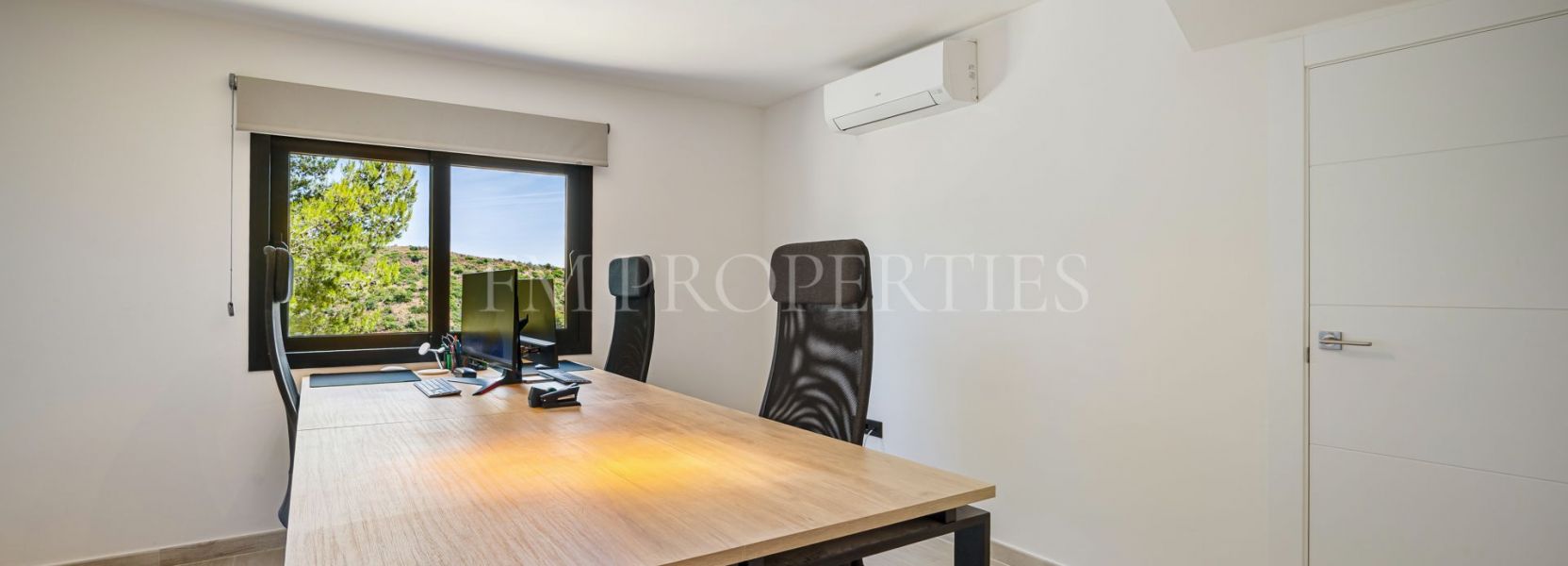 Villa  in Las Lomas de Nueva Andalucia, Nueva Andalucia, Marbella