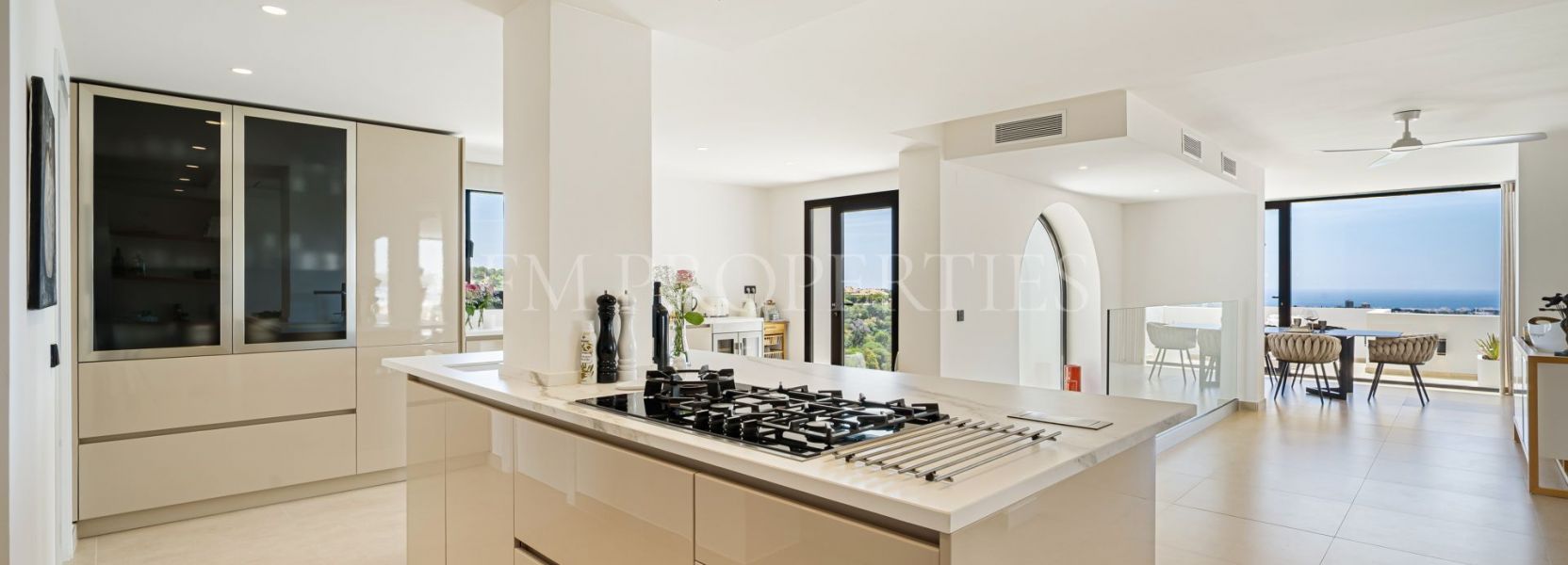 Villa  in Las Lomas de Nueva Andalucia, Nueva Andalucia, Marbella