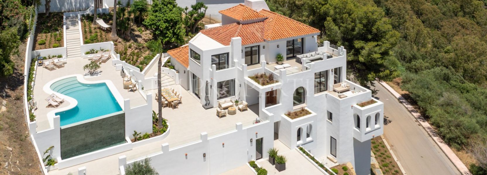 Villa  in Las Lomas de Nueva Andalucia, Nueva Andalucia, Marbella