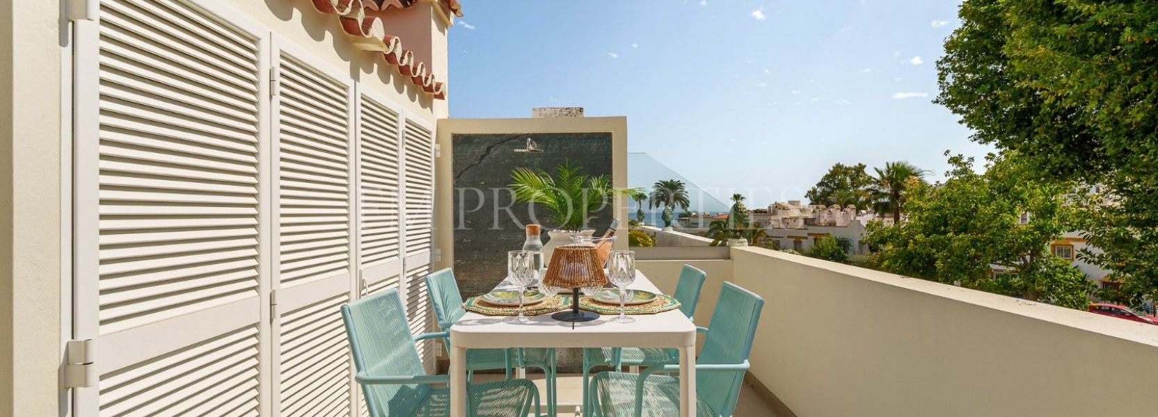 Geschakeld huis  in Marbellamar, Marbella Golden Mile, Marbella