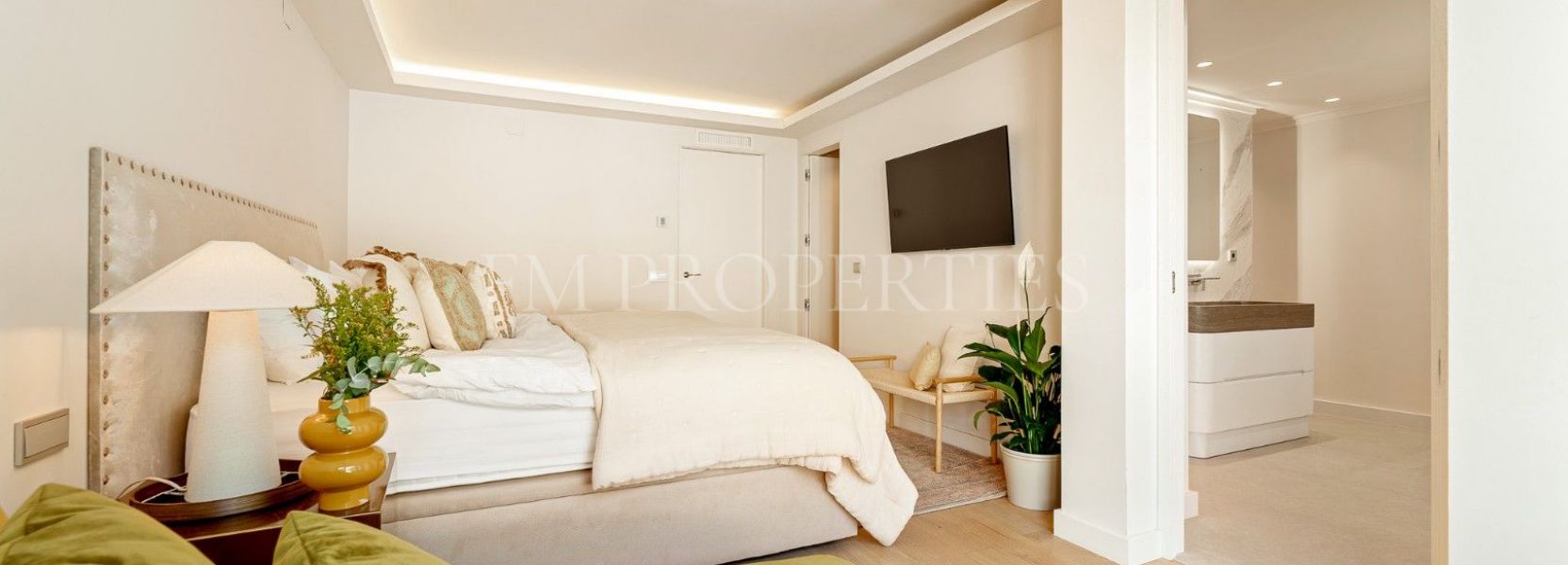 Geschakeld huis  in Marbellamar, Marbella Golden Mile, Marbella