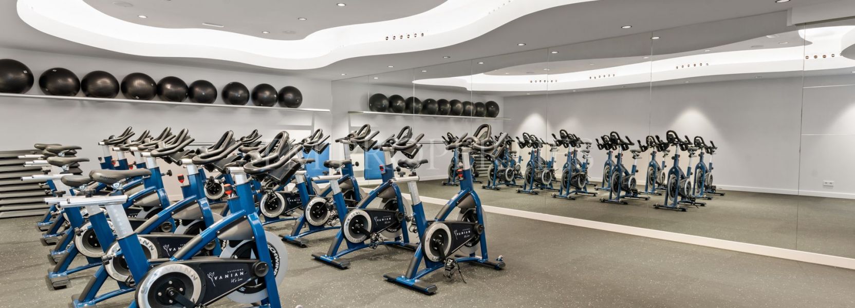 Penthouse  in Selwo, Estepona Oost, Estepona