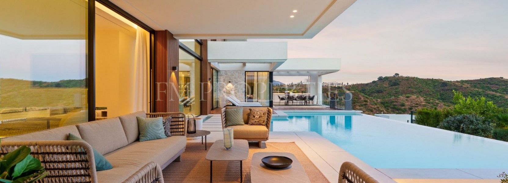 Villa in Lomas de La Quinta, Benahavis