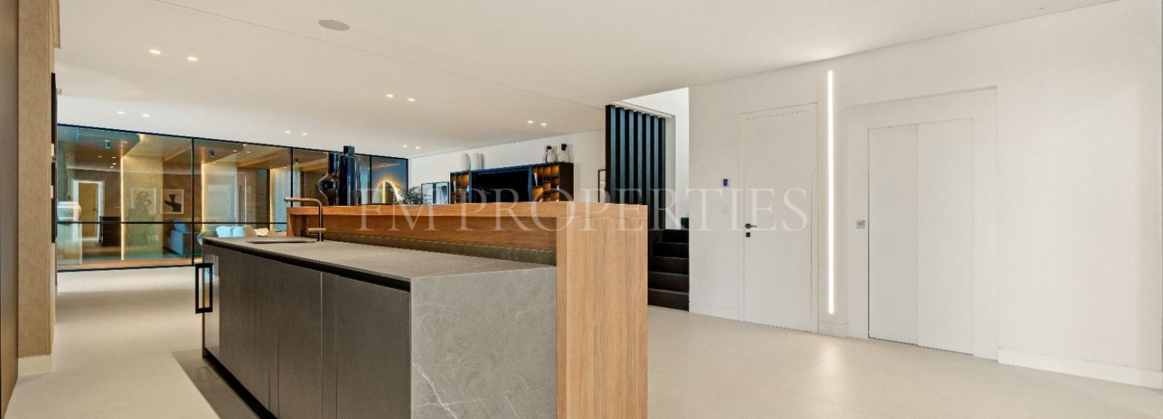 Villa in Lomas de La Quinta, Benahavis