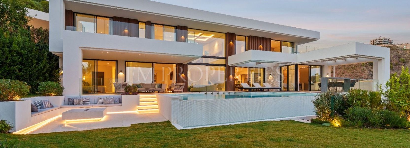 Villa in Lomas de La Quinta, Benahavis