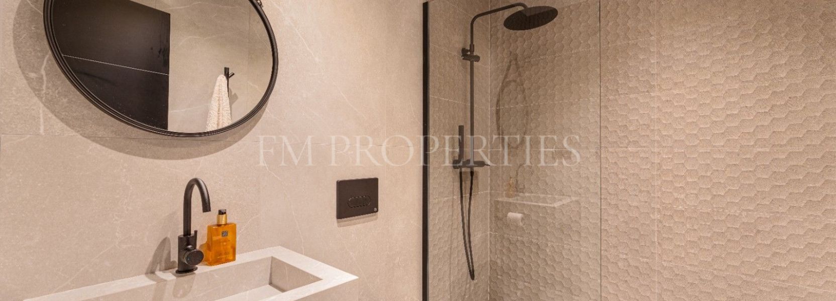 Villa  in Monte Biarritz, Estepona East, Estepona