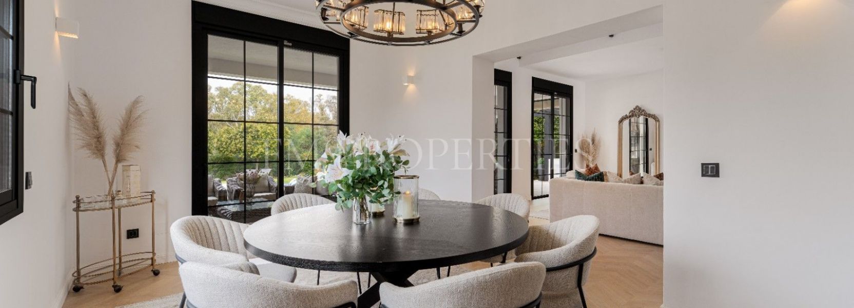 Villa  in Monte Biarritz, Estepona East, Estepona