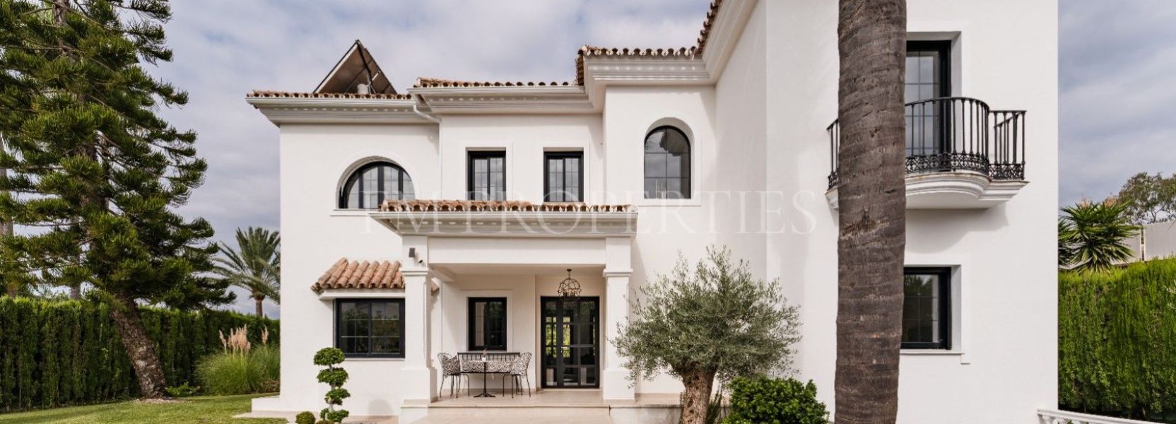 Villa  in Monte Biarritz, Estepona East, Estepona