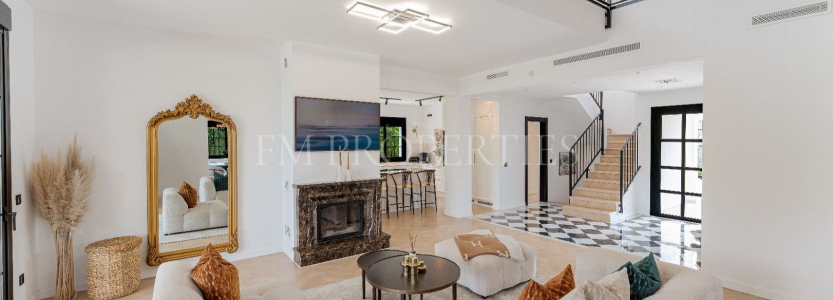 Villa  in Monte Biarritz, Estepona East, Estepona