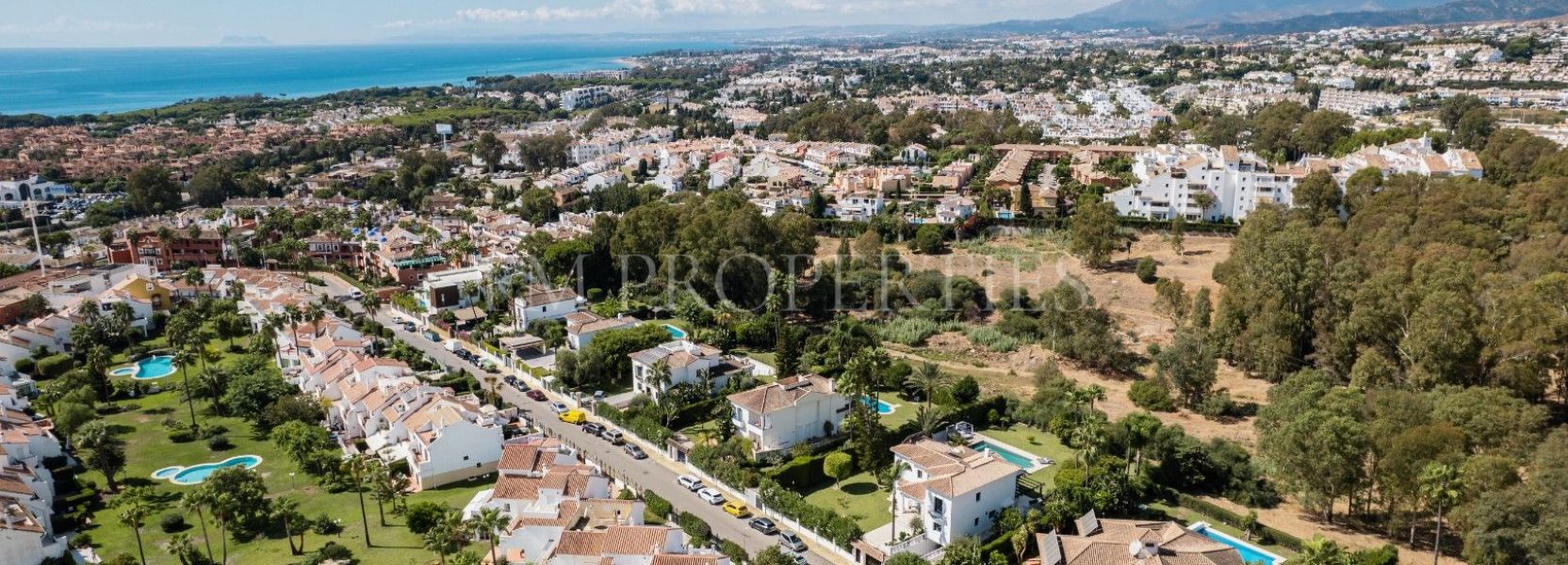Villa  in Monte Biarritz, Estepona East, Estepona