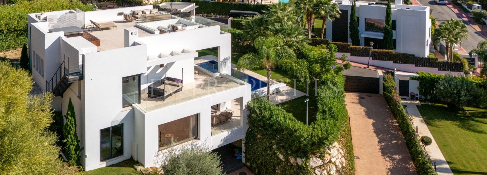 Villa  in Haza del Conde, Nueva Andalucia, Marbella