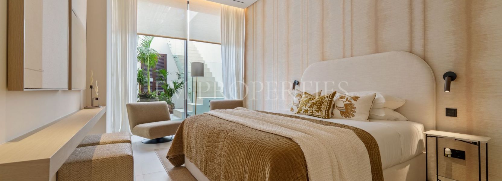 Villa  in Marbella Goldene Meile, Marbella