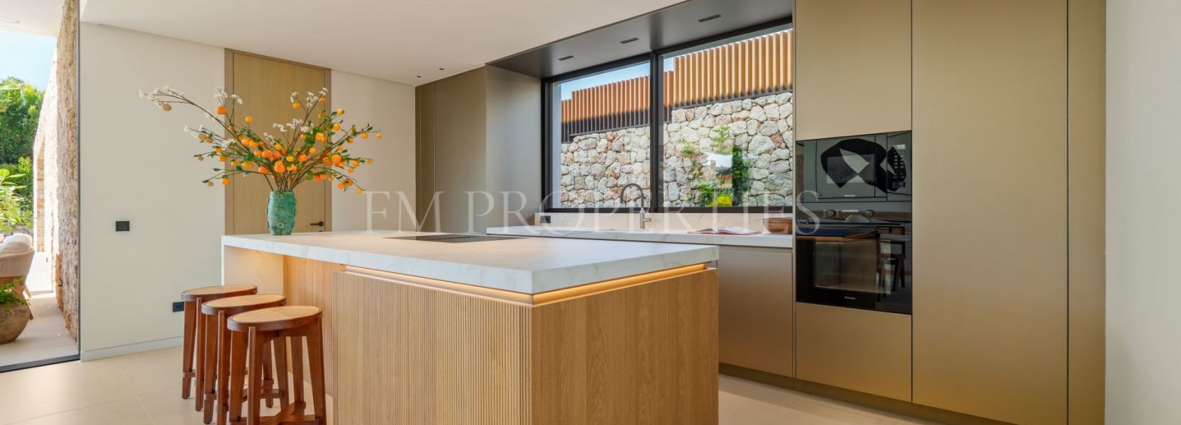 Villa  in Marbella Goldene Meile, Marbella